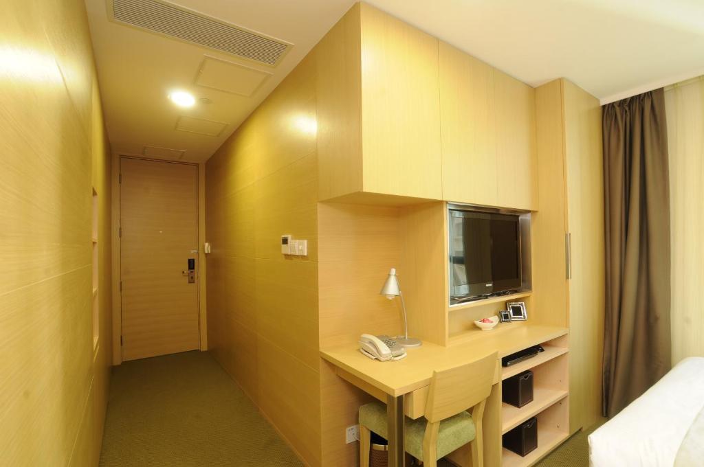 Causeway Corner Hong Kong Room photo